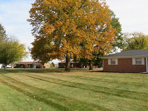 3rd image of 204 McCormick Dr