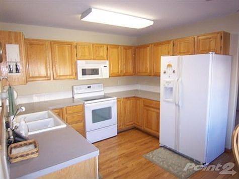 Bright Kitchen