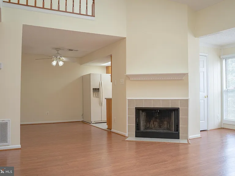 12101 Greenwood Ct #301 — Photo 11