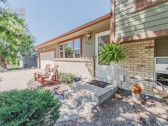 5th image of 6870 Riverwood Ln