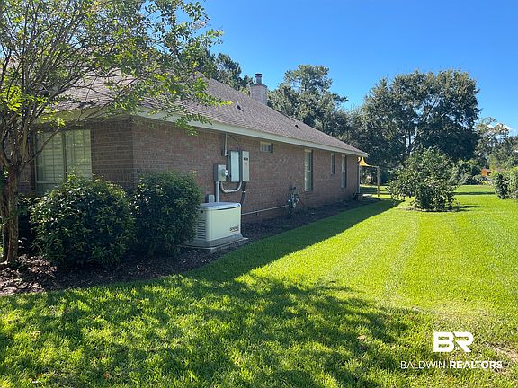 3rd image of 104 Durby Ln