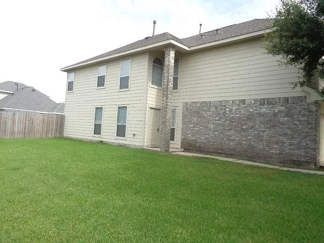 9503 Wyatt Oak Ln — Photo 30