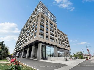 86 Dundas St E #818, Mississauga, ON L5A 1W4