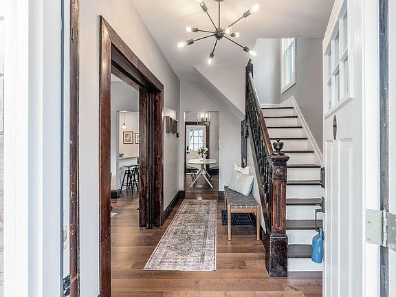 4th image of 1212 E Rich St