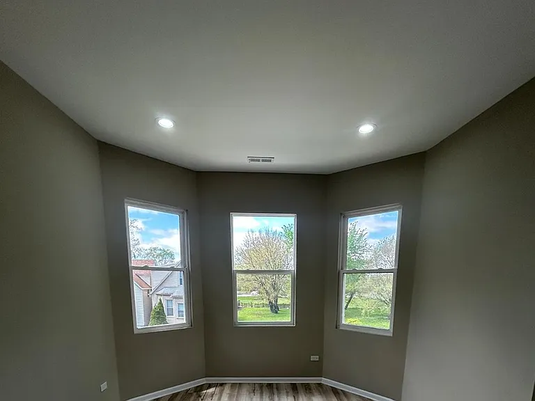 6227 S May St #2 — Photo 4