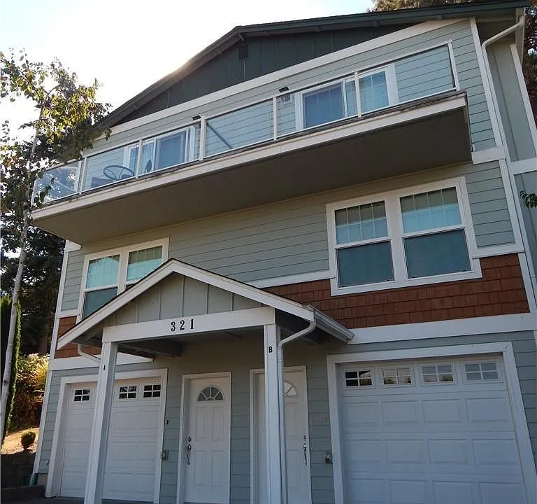 321 Hardie Ave NW #B
