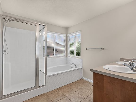 5th image of 2867 W Shady Hollow Ln