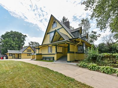 12147 S Harvard Ave, Chicago, IL, 60628