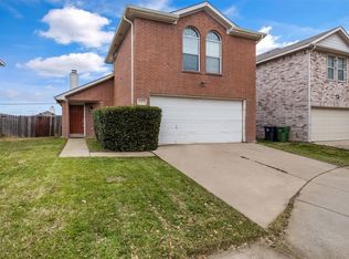 3039 Casa Bella Dr, Arlington, TX 76010