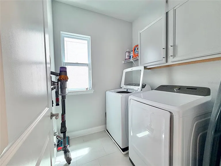 660 Rosewood Way — Photo 20
