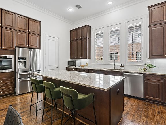 5th image of 5215 Weiss Ln