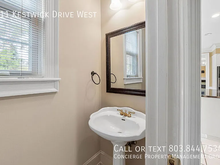 211 Kestwick Dr W — Photo 23
