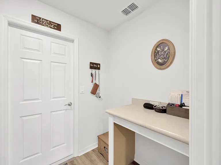 1072 Aruba Ave — Photo 19