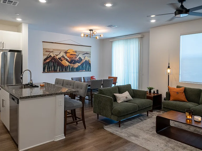 36351 Elizabeth Ln — Photo 6