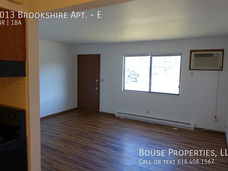 1013 Brookshire Ct #E — Photo 10