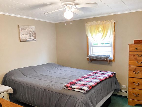 4th image of 325 Houlton Road
