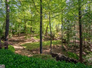 5977 Nachoochee Trl, Flowery Branch, GA 30542