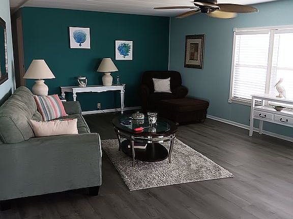 5th image of 26 Paradise Hill Dr