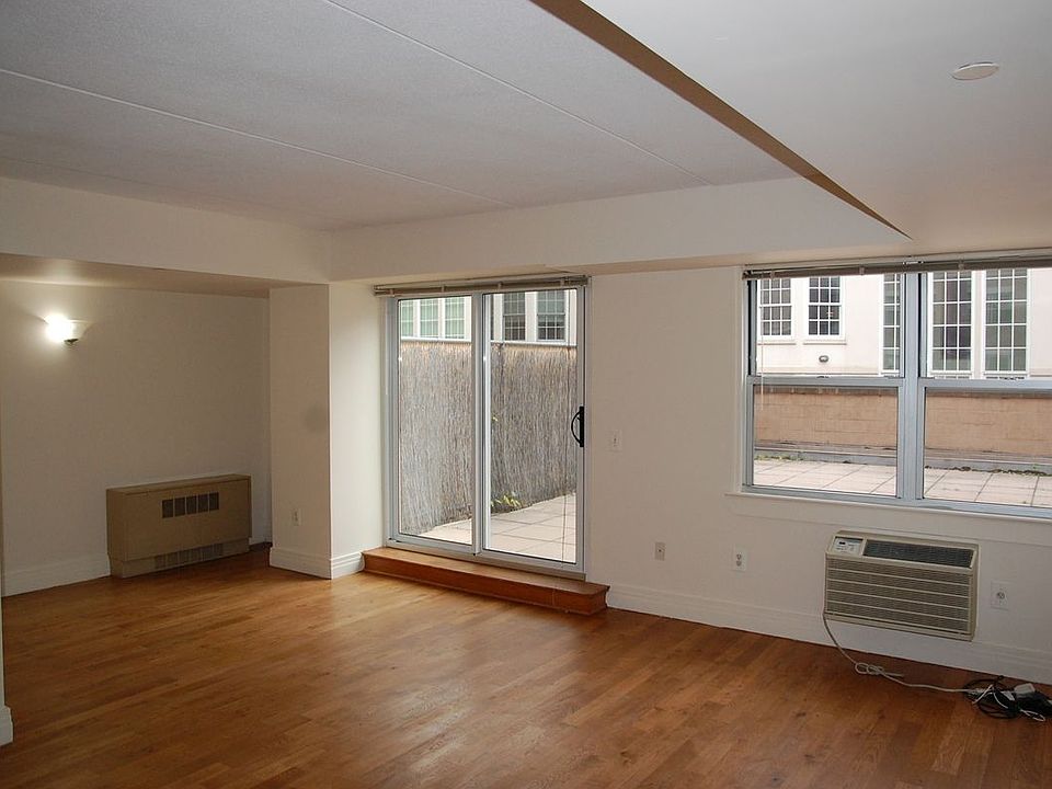 1st image of 200 Schermerhorn St APT 204