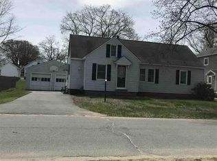 86 Spring St Ext, South Glens Falls, NY 12803