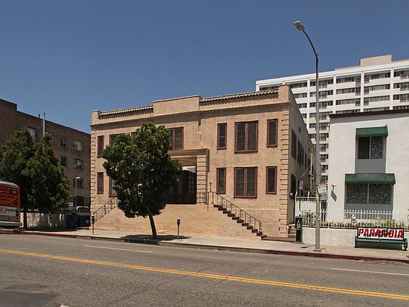 2nd image of 2919 W 8th St