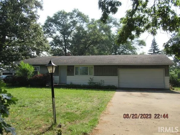 52756 County Road 11, Elkhart, IN 46514