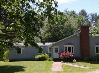 512 Meadow Rd, Topsham, ME 04086