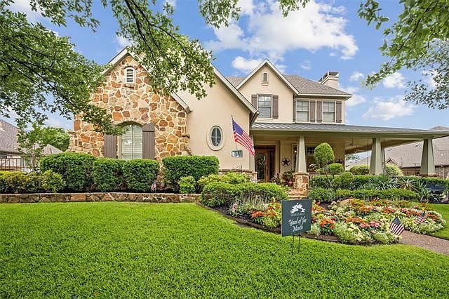 1st image of 908 Meandering Woods Dr