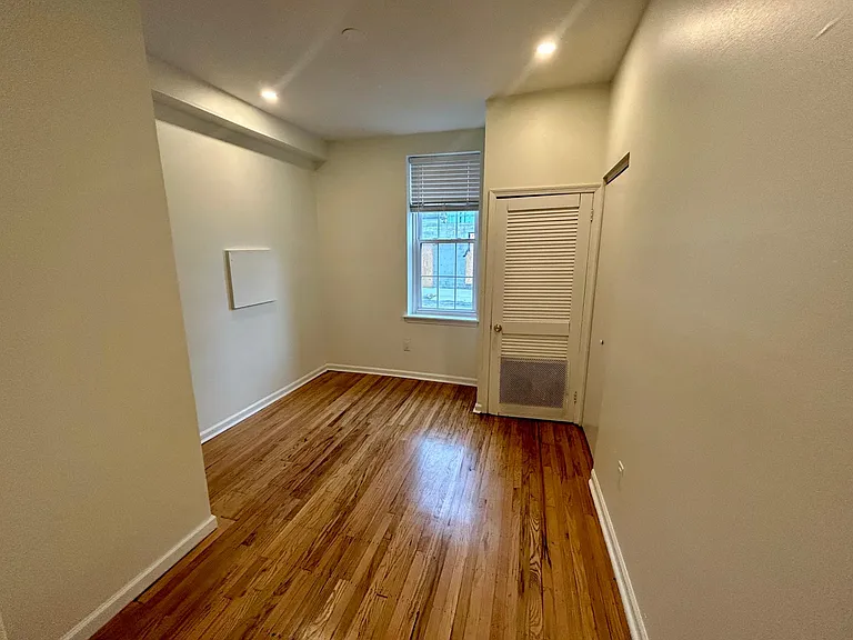700 S Front St #1F — Photo 12