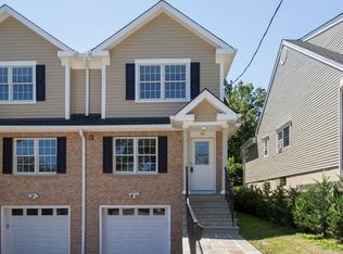 92-94 Thatcher Ave, Harrison, NY 10528