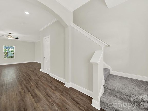 5th image of 1155 Pecan Ridge Rd