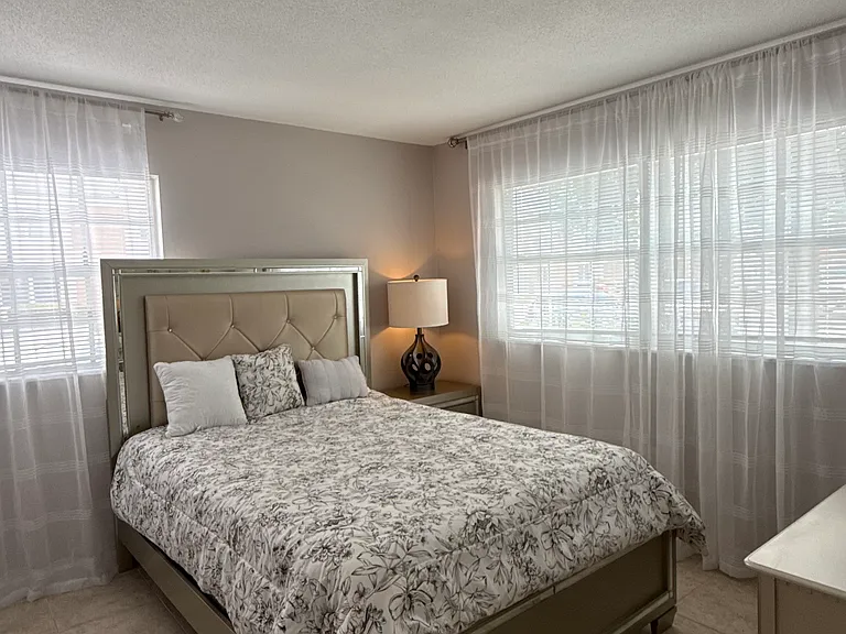 4158 S Tamiami Trl #L1 — Photo 9