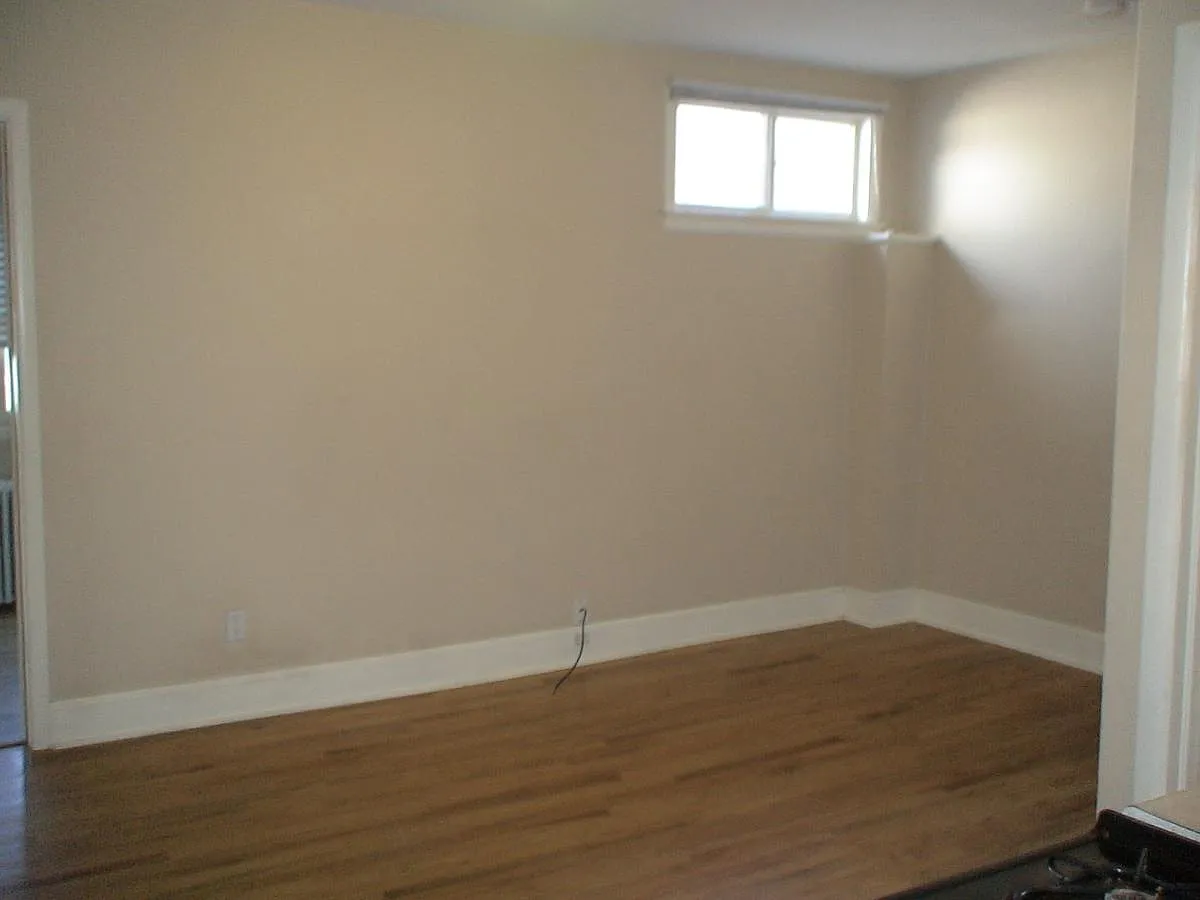 1 bed, 319 sqft, $875 — Photo 4
