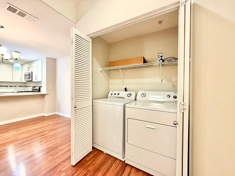 31371 Taylor Ln — Photo 6