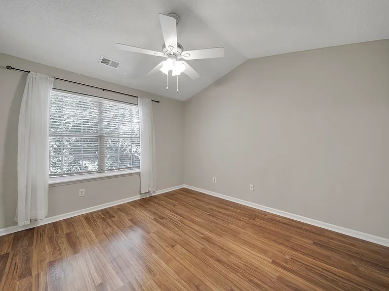 232 Butler Pl — Photo 18