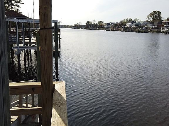 5th image of 2806 E Yacht Drive
