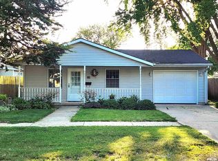 109 N Spring St, Geneseo, IL 61254