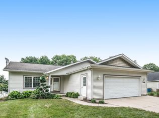 7199 3rd St, Mattawan, MI 49071