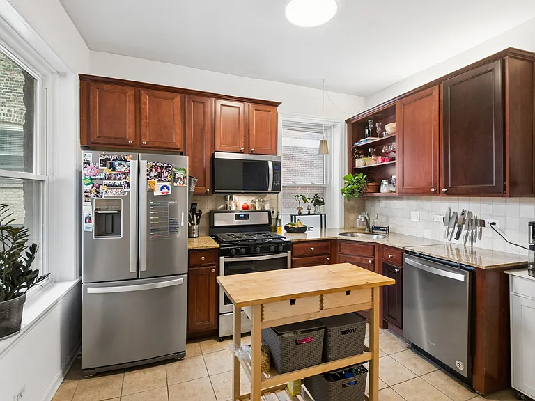 1474 W Carmen Ave #1 — Photo 8
