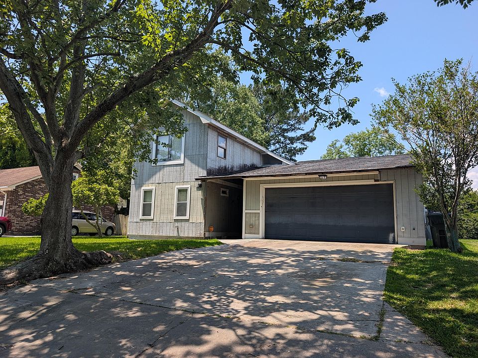 1st image of 225 Kennington Dr