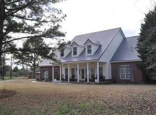 2409 County Road 85, Deatsville, AL 36022