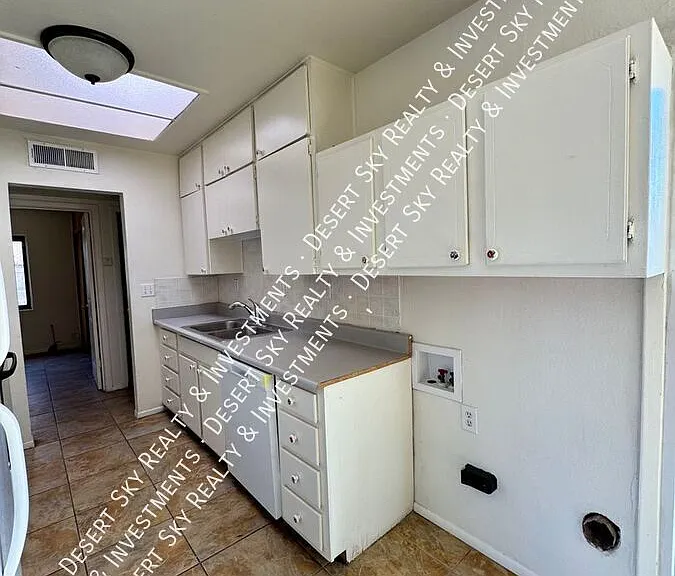 2030 Chilton Dr — Photo 8