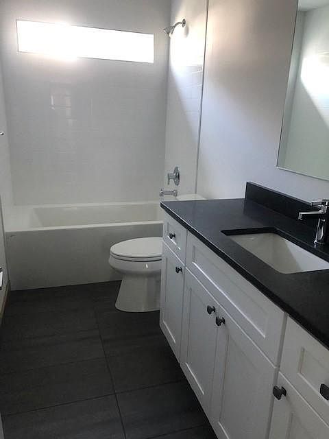 1st image of 1184 Samantha Ln
