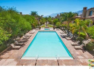 1030 Villorrio Dr N, Palm Springs, CA 92262