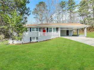 116 Rosewood Dr, Dallas, GA 30132