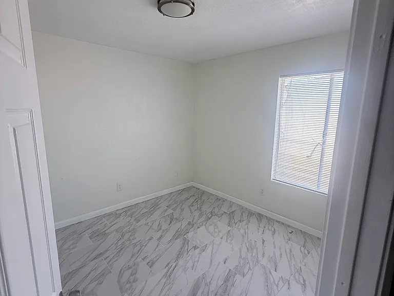 4501 De Ette Ave — Photo 3