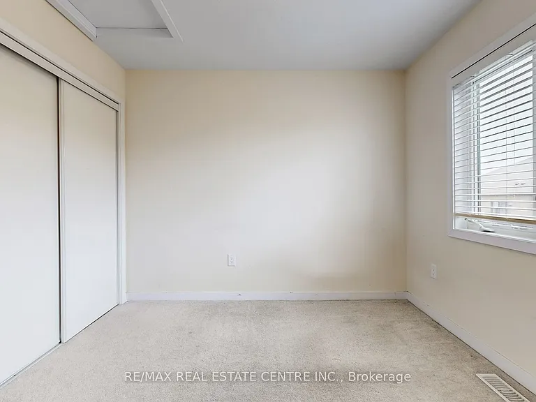 80 Scarletwood St — Photo 26