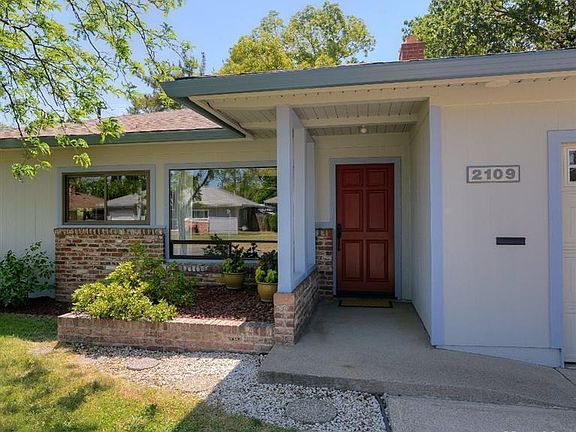 2nd image of 2109 Carlotta Dr