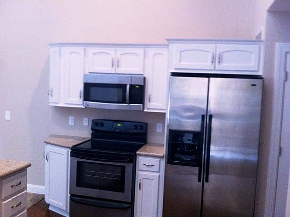5th image of 125 Fairway Pl