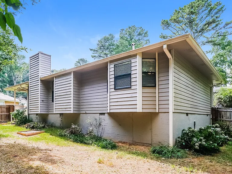 5503 Springwood Ln — Photo 16
